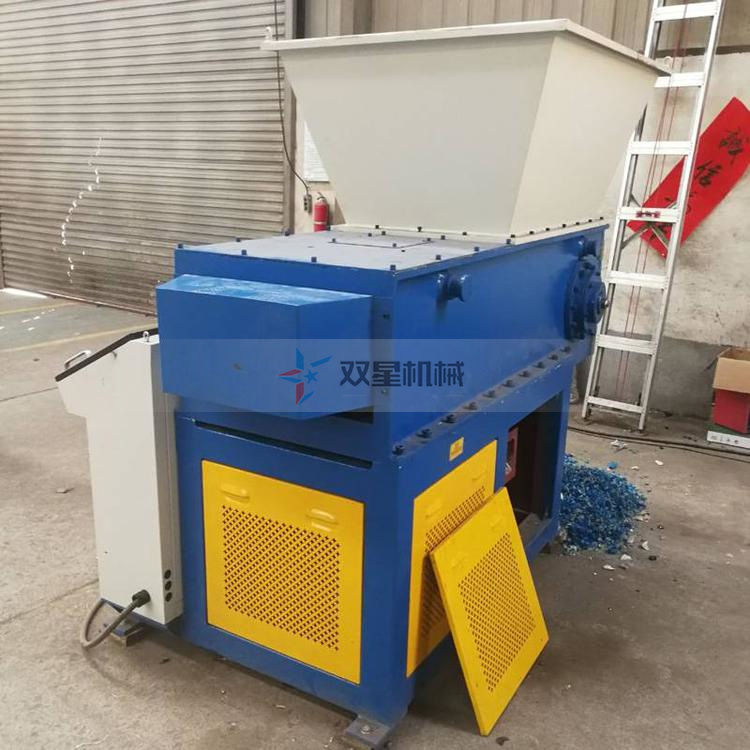 機(jī)頭料撕碎機(jī)