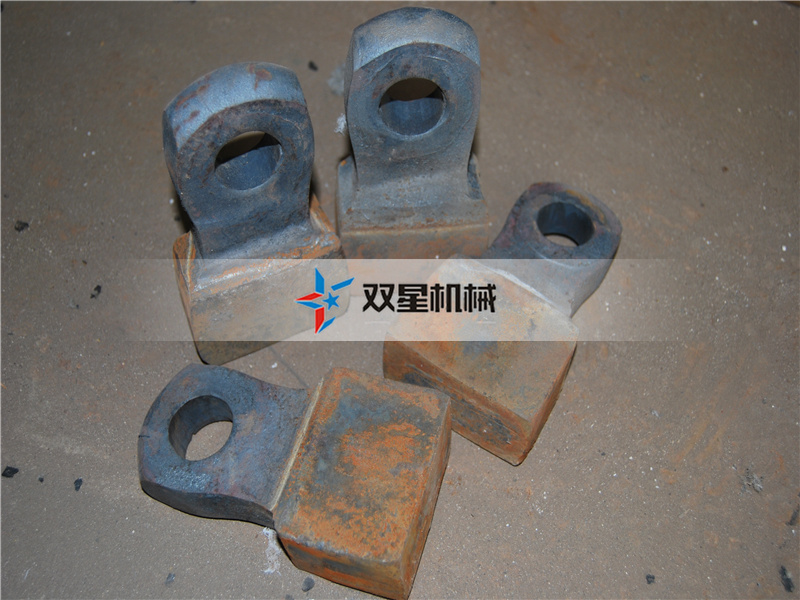 <a href='http://www.yuguangyingye.cn' target='_blank'><span>金屬破碎機</span></a>錘頭