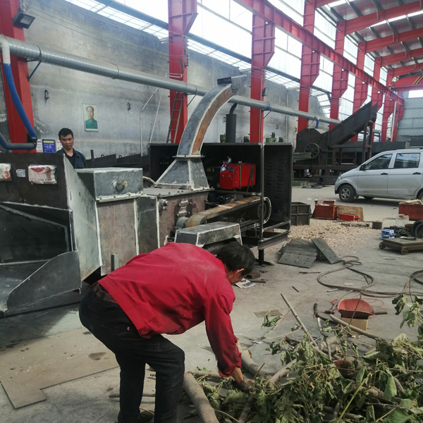 廢鋼破碎機(jī)有何優(yōu)勢和特點(diǎn)，它是如何成為主流的金屬破碎機(jī)呢？