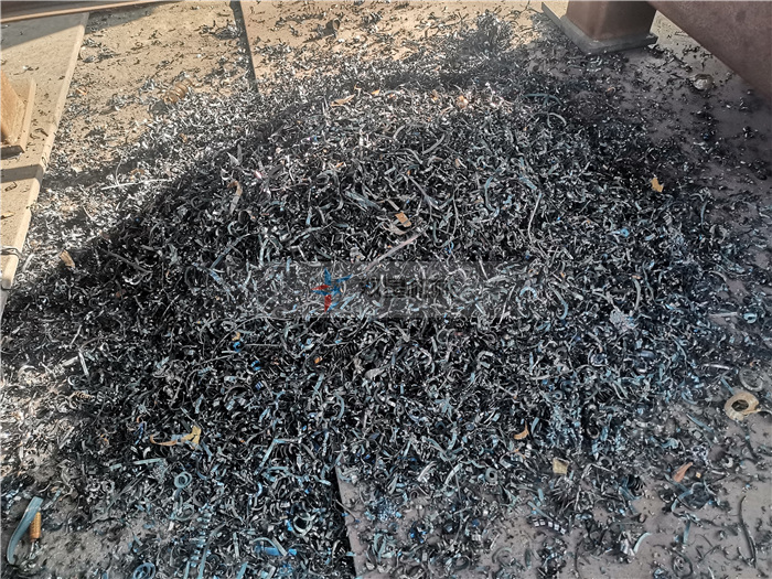 Demonstration of the Effect of Iron Scrap Crusher on Crushing Iron Scrap and Iron Pin