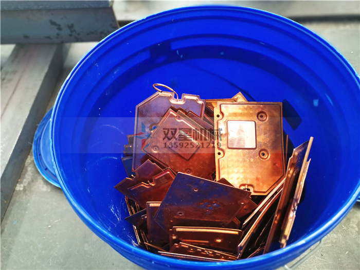 The shredding effect of scrap copper using a metal shredder