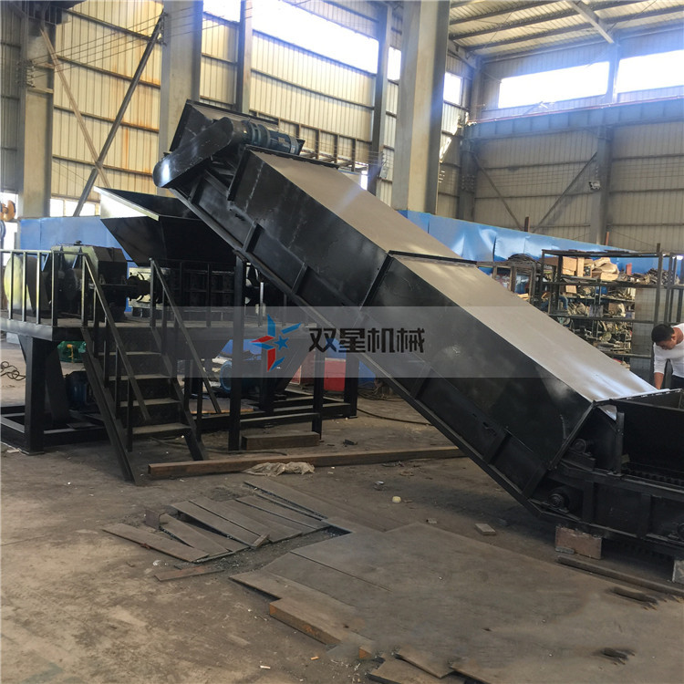 金屬撕碎機(jī)設(shè)備有哪些分類(lèi)？技術(shù)上有哪些改進(jìn)？?jī)?yōu)缺點(diǎn)有哪些？