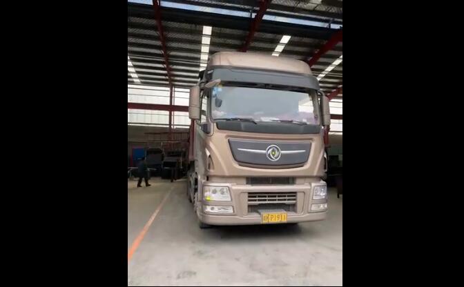 斷橋鋁破碎機1300型整套設(shè)備發(fā)往四川