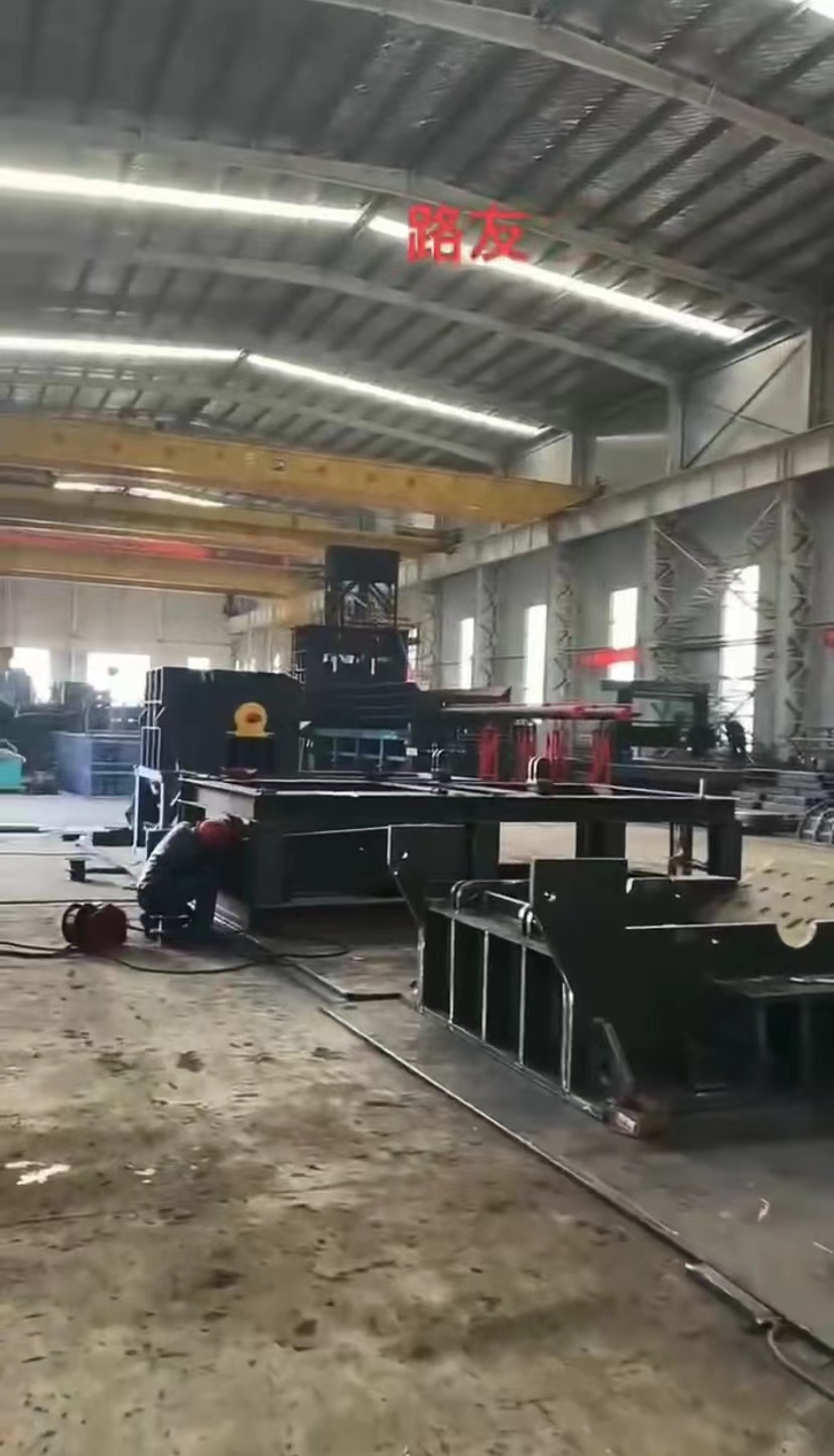 山東路友裝備一直在路上，各部門(mén)環(huán)環(huán)緊扣，為再生資源行業(yè)發(fā)展助力