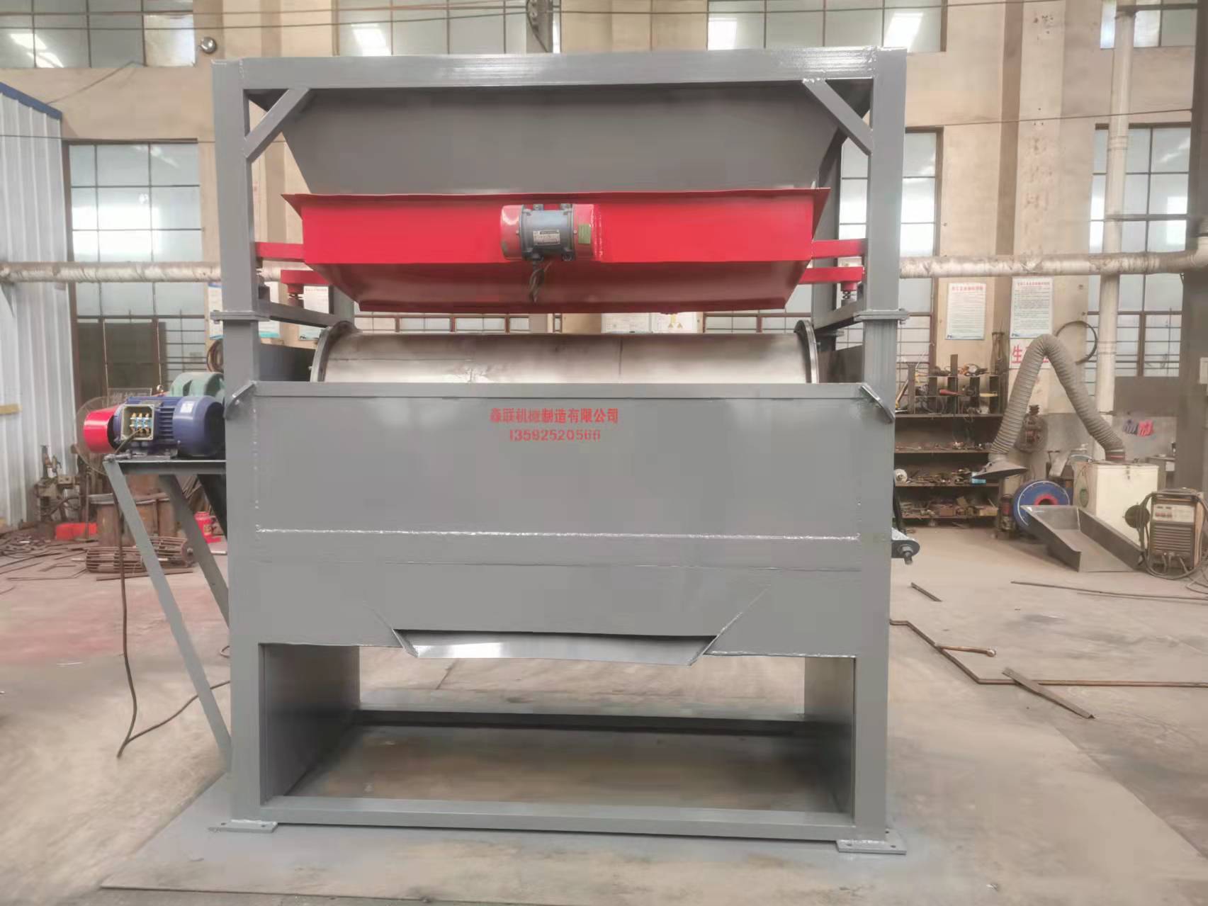 干式<a href='http://www.yuguangyingye.cn/scxc/1248.html' target='_blank'><span>磁選機</span></a> 干式磁選機