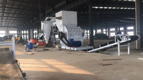 易拉罐破碎用哪種類型的金屬破碎機？報價多少？