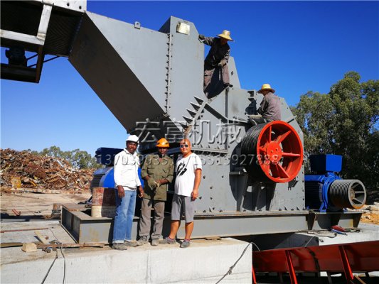 油漆桶破碎機多少錢？大藍桶可以直接破碎嗎？