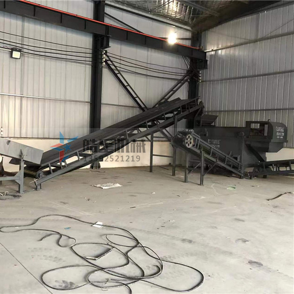 廢鋼破碎機設(shè)備錘頭選擇需要注意的問題？