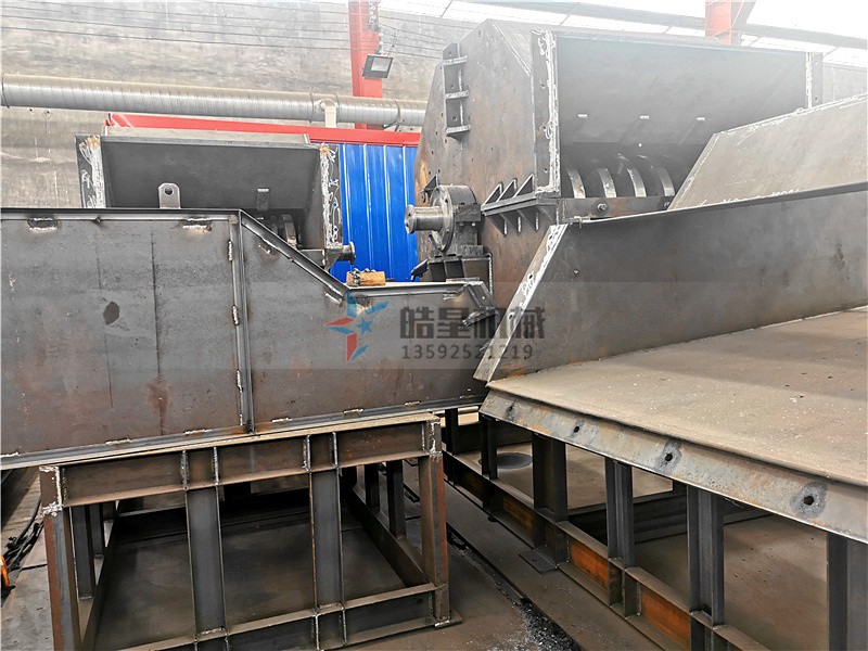 金屬破碎機(jī)設(shè)備加工的物料是粗的還細(xì)的 金屬破碎機(jī)設(shè)備加工的物料是粗的還細(xì)的